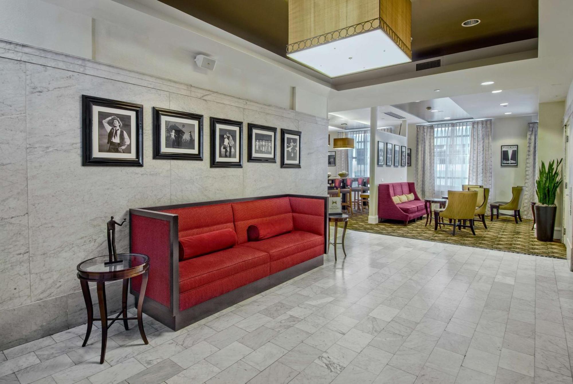 Hampton Inn Majestic Chicago Theatre District Εξωτερικό φωτογραφία